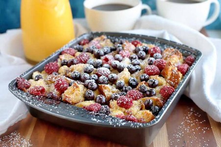 Berry-Breakfast-Bake-for-Weekends-and-Holidays.jpg