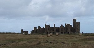 draccastle2.jpg