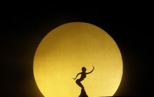 a a a a good night  full moon pic oct 18.jpg