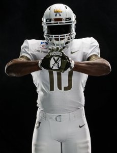 11-8-17-Army-Navy-Uniform-0575.jpg