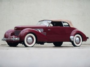 1937Cord812Phaeton.jpg