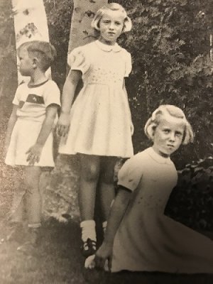 Sisters.jpg