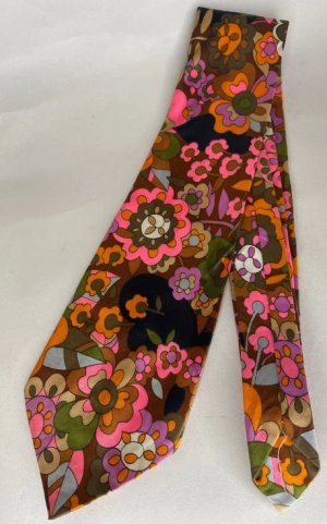 tie.JPG