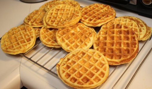 chaffles.JPG