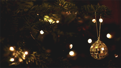 the-christmas-tree-animated.gif