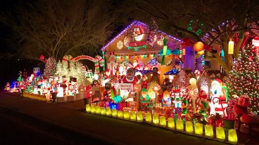 xmas house.jpg