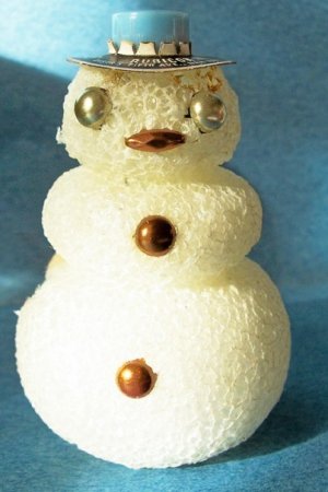 perfume snowman1.jpg