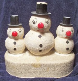 snowmen light.jpg
