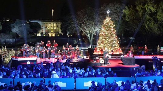 national-christmas-tree-lighting-ceremony-2021-1-1536x864-crop.jpg