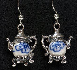 t-pot earrings.jpg