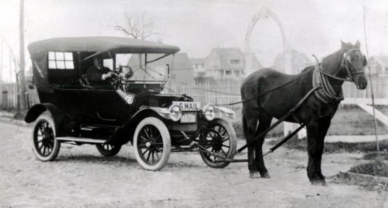 Clinton_Folgers_ Horsemobile .jpg