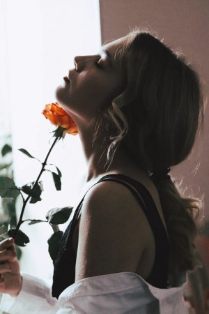 slow living flower.jpg
