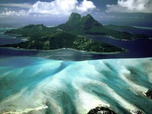 The Bora-Bora island- country - French Polynesia.jpg