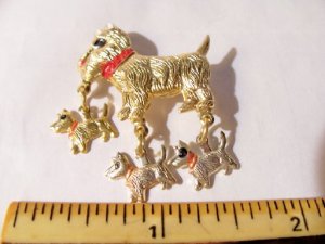 scottie brooch1a.jpg