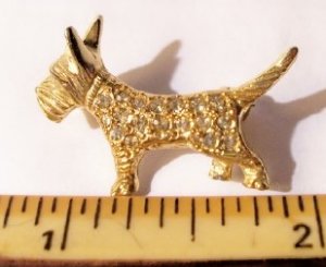 scottie brooch2a.jpg