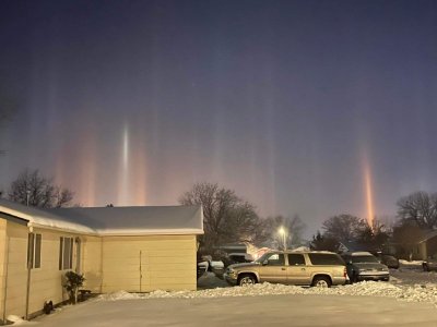 Light pillars.jpg