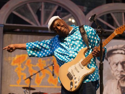 buddy-guy-interview-1@1400x1050.jpg