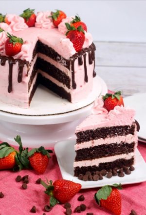 Chocolate Kahlua Cake with Strawberry Buttercream frosting.jpg