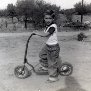 Frank age 4 or 5.jpg