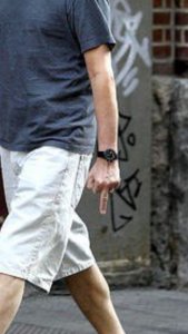 Bowie flipping the bird.jpg