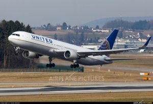 B-767 Takeoff.jpg B-767 Takeoff.jpg