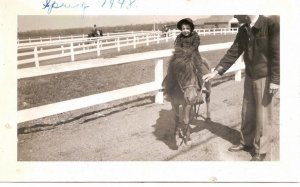 pony ride (800x499).jpg