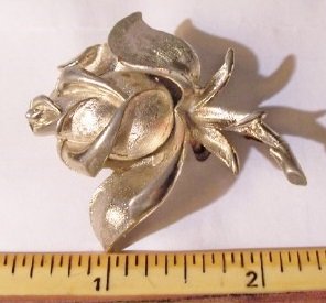 brooch17.jpg