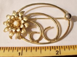 brooch42.jpg