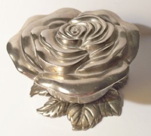rose trinket1.jpg