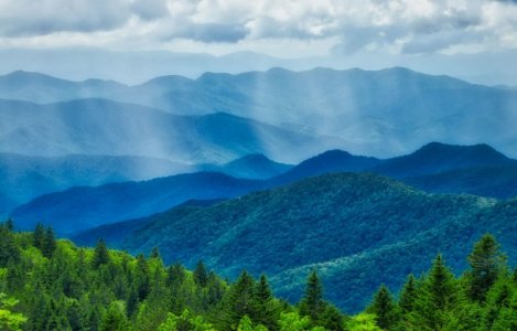 Blu Ridge Mountains of North Carolina.jpg
