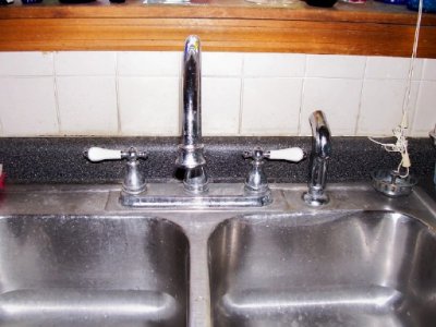 kitchen sink.jpg kitchen sink.jpg