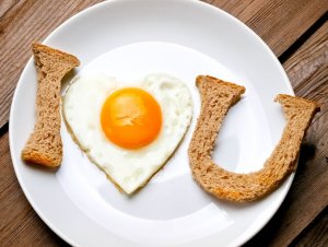 egg i love you.jpg