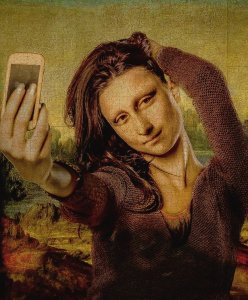 mona.jpg