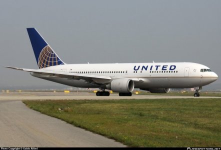 UNITED BOEING 767_Original.jpeg