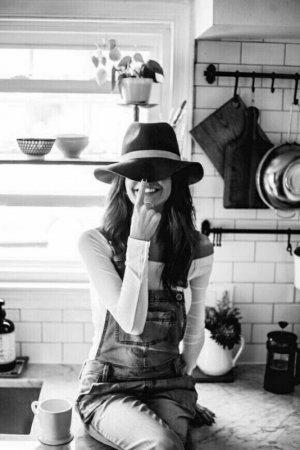 laugh hat morn bw.jpg