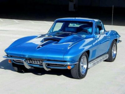 Blue Corvette.jpg
