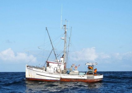 fishing boat.jpg