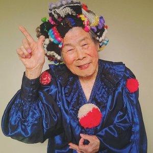 93-year-old-grandma-flashy-clothes-05.jpg
