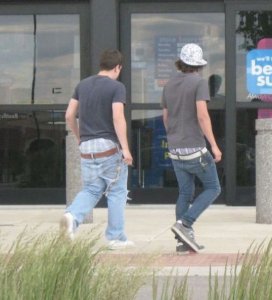 The-sagging-pants-fashion-005.jpg