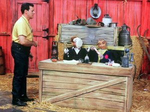 Paul-winchell-jerry-knucklehead.jpg