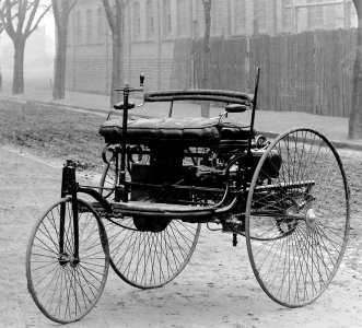 Benz car.JPG