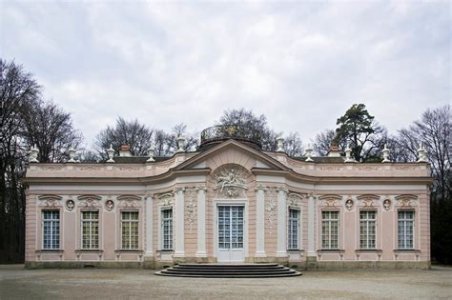 th-1782085774.jpg