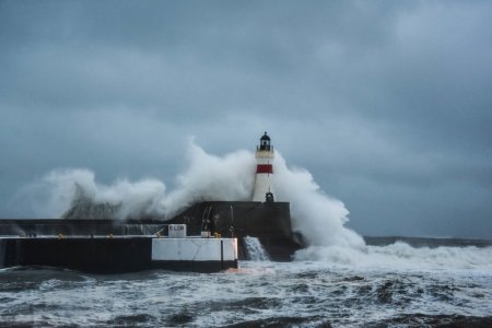 lighthouse.jpg