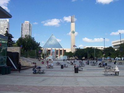 800px-Churchill_square_edmonton.jpg