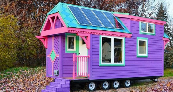 ch Tiny_House.jpg