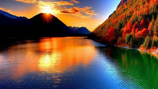sun rise lake.jpg