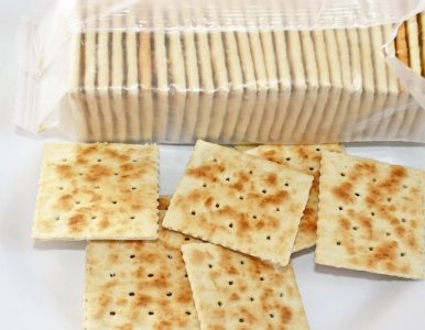 saltines.jpg