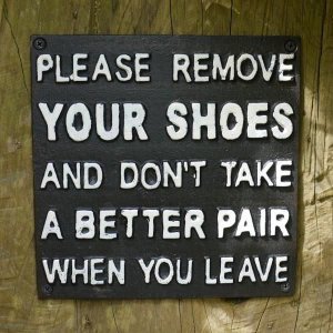 removeshoes_.jpg
