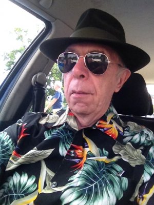 hat & shirt 002.JPG
