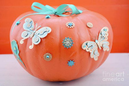 hand-painted-and-decorated-orange-pumpkin-milleflore-images.jpg